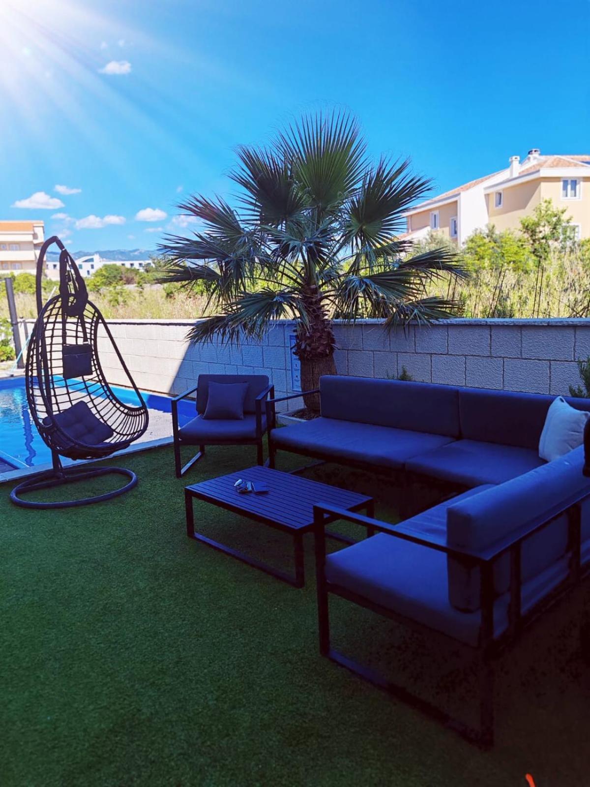 Apartmani Anastasia With Pool, Novalja Exterior photo